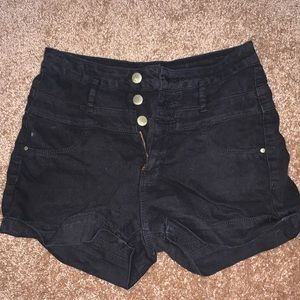 Tillys refuge shorts